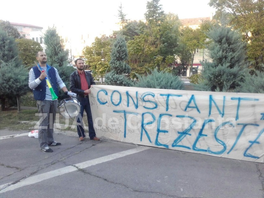 cu dedicatie de la constanteni pentru gabriel oprea 608131 cu dedicatie de la constanteni pentru gabriel oprea 608131