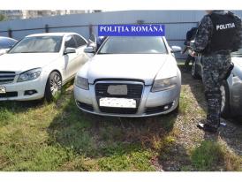 Percheziții. Reținut pentru operațiuni ilegale cu mașini amanetate (galerie foto)