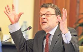 Senatorul Daniel Barbu a refuzat să își ceară scuze pentru declarațiile făcute. „De ce să-mi pară rău? Nu înţeleg”