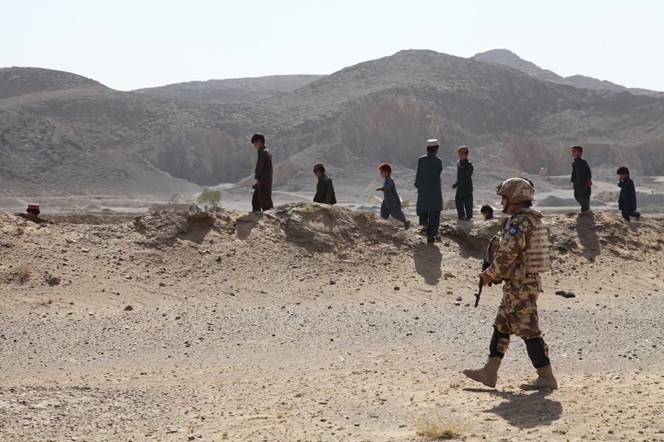 patru militari din batalionul protectia fortei rechinii albi raniti in afganistan 608440 patru militari din batalionul protectia fortei rechinii albi raniti in afganistan 608440