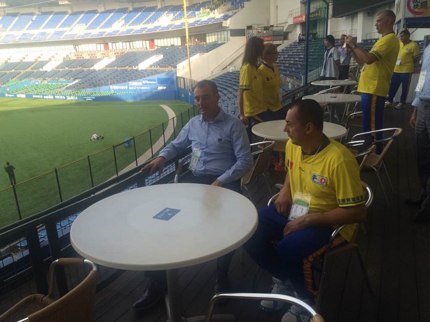 sapte constanteni membri ai grupului tricolor o delegatie din romania promoveaza oina in japonia galerie sapte constanteni membri ai grupului tricolor o delegatie din romania promoveaza oina in japonia galerie