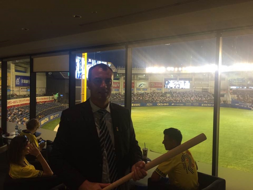 sapte constanteni membri ai grupului tricolor o delegatie din romania promoveaza oina in japonia galerie sapte constanteni membri ai grupului tricolor o delegatie din romania promoveaza oina in japonia galerie