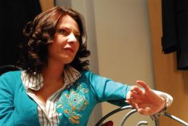 Stilista Adina Buzatu, adusă cu mandat la Parchetul Curții de Apel Ploiești