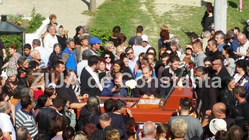 update 4 ziua de constanta va aduce imagini de la fata locului artistul aurelian preda este inmormantat update 4 ziua de constanta va aduce imagini de la fata locului artistul aurelian preda este inmormantat