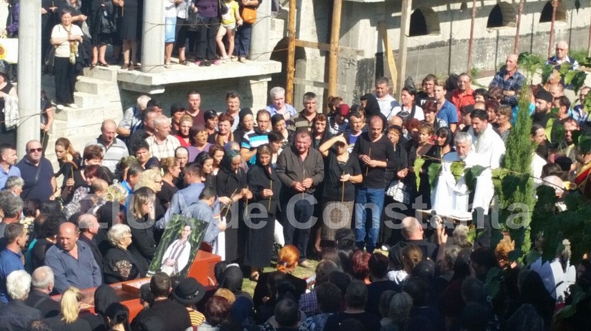 update 4 ziua de constanta va aduce imagini de la fata locului artistul aurelian preda este inmormantat update 4 ziua de constanta va aduce imagini de la fata locului artistul aurelian preda este inmormantat