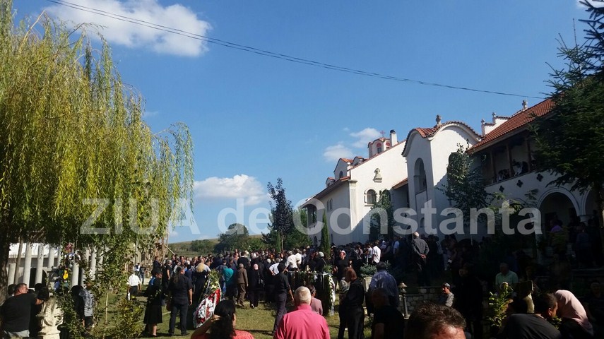 update 4 ziua de constanta va aduce imagini de la fata locului artistul aurelian preda este inmormantat update 4 ziua de constanta va aduce imagini de la fata locului artistul aurelian preda este inmormantat
