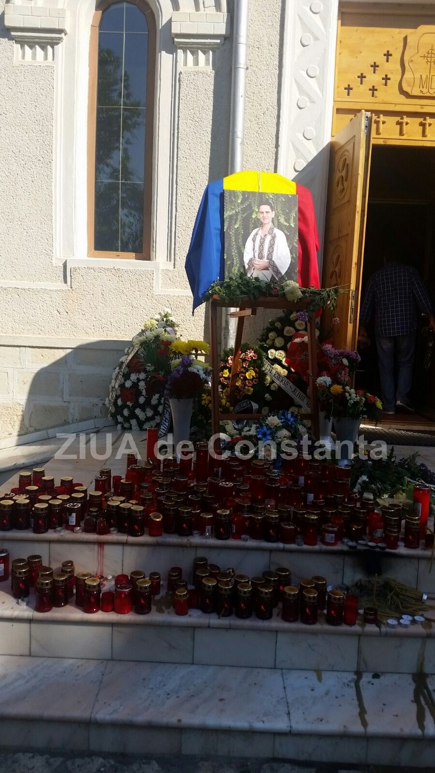 update 4 ziua de constanta va aduce imagini de la fata locului artistul aurelian preda este inmormantat update 4 ziua de constanta va aduce imagini de la fata locului artistul aurelian preda este inmormantat