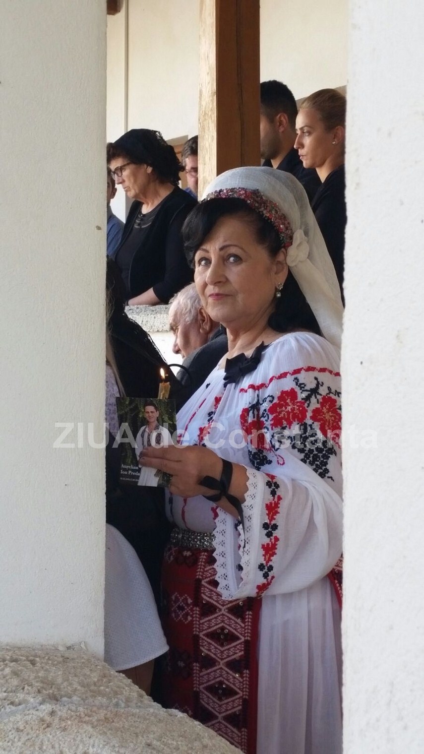 update 4 ziua de constanta va aduce imagini de la fata locului artistul aurelian preda este inmormantat update 4 ziua de constanta va aduce imagini de la fata locului artistul aurelian preda este inmormantat