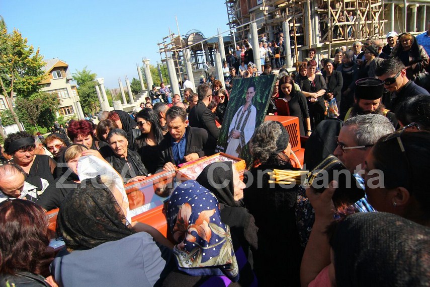 update 4 ziua de constanta va aduce imagini de la fata locului artistul aurelian preda este inmormantat update 4 ziua de constanta va aduce imagini de la fata locului artistul aurelian preda este inmormantat