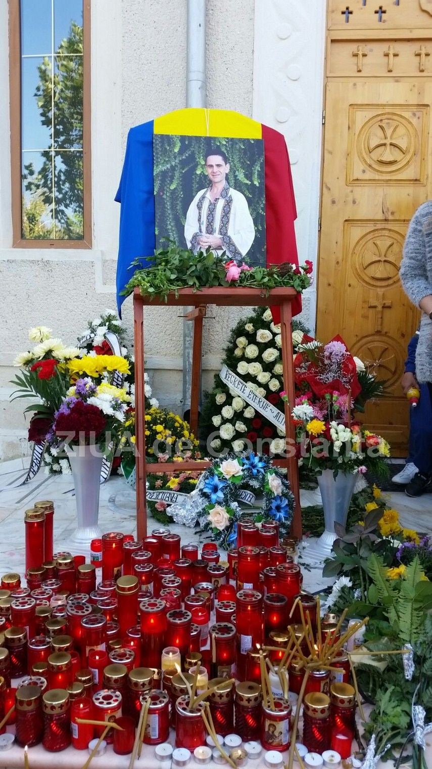 update 4 ziua de constanta va aduce imagini de la fata locului artistul aurelian preda este inmormantat update 4 ziua de constanta va aduce imagini de la fata locului artistul aurelian preda este inmormantat