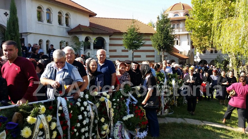 update 4 ziua de constanta va aduce imagini de la fata locului artistul aurelian preda este inmormantat update 4 ziua de constanta va aduce imagini de la fata locului artistul aurelian preda este inmormantat