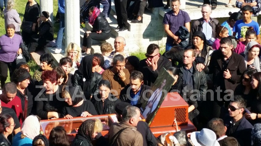 update 4 ziua de constanta va aduce imagini de la fata locului artistul aurelian preda este inmormantat update 4 ziua de constanta va aduce imagini de la fata locului artistul aurelian preda este inmormantat