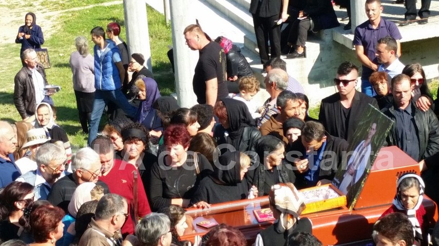 update 4 ziua de constanta va aduce imagini de la fata locului artistul aurelian preda este inmormantat update 4 ziua de constanta va aduce imagini de la fata locului artistul aurelian preda este inmormantat