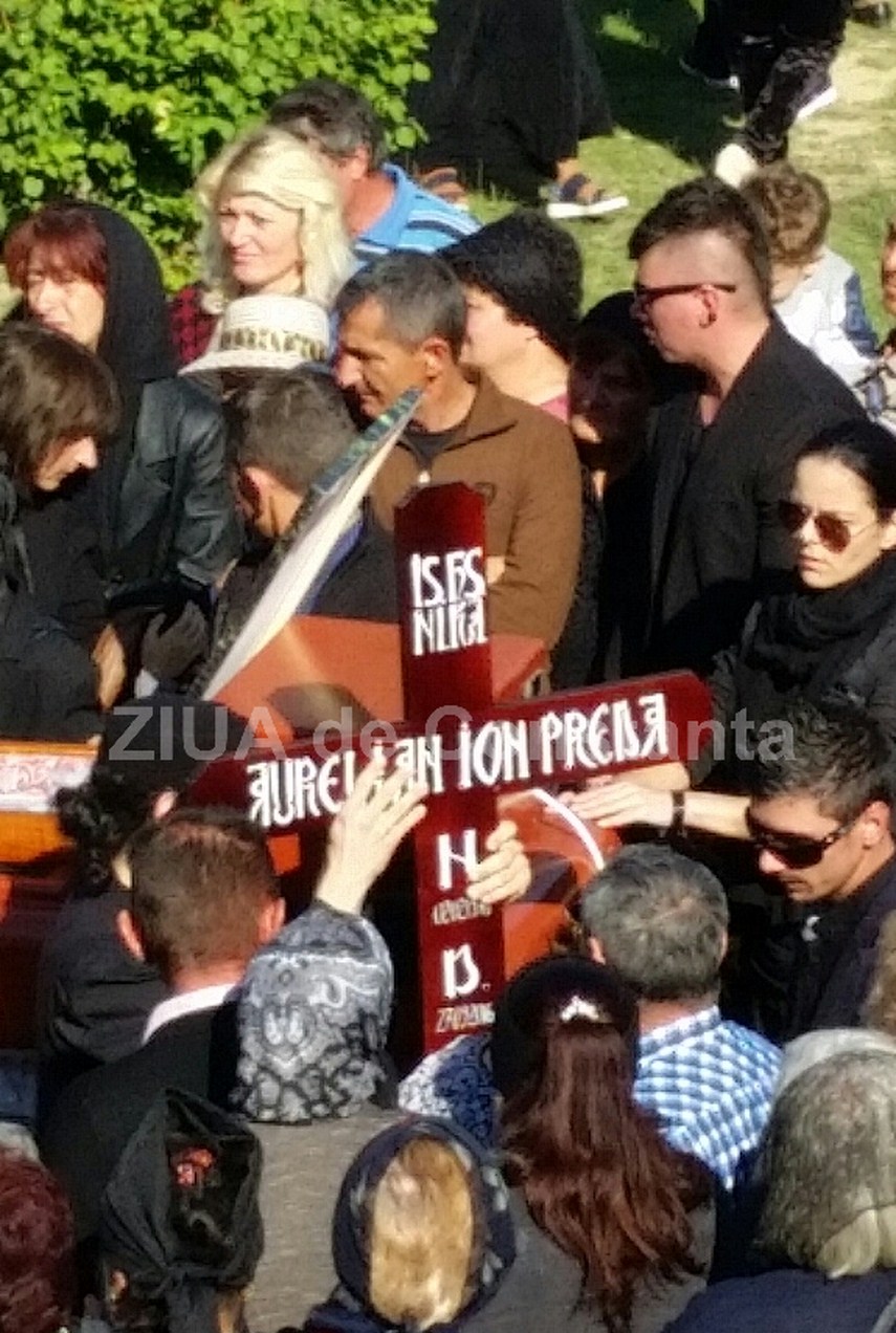 update 4 ziua de constanta va aduce imagini de la fata locului artistul aurelian preda este inmormantat update 4 ziua de constanta va aduce imagini de la fata locului artistul aurelian preda este inmormantat