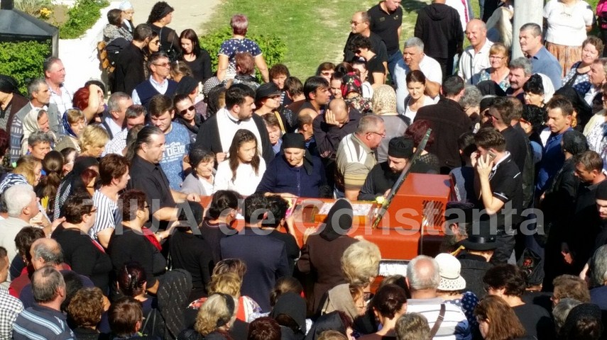 update 4 ziua de constanta va aduce imagini de la fata locului artistul aurelian preda este inmormantat update 4 ziua de constanta va aduce imagini de la fata locului artistul aurelian preda este inmormantat