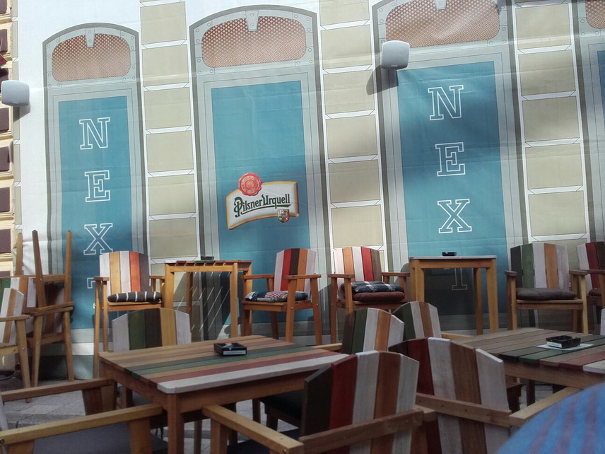 restaurantul next un local colorat si modern din centrul vechi al municipiului constan a galerie foto restaurantul next un local colorat si modern din centrul vechi al municipiului constan a galerie foto