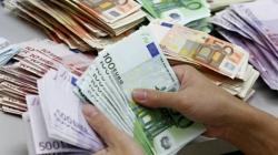 Agent de poliţie reţinut după ce a cerut 15.000 de euro 