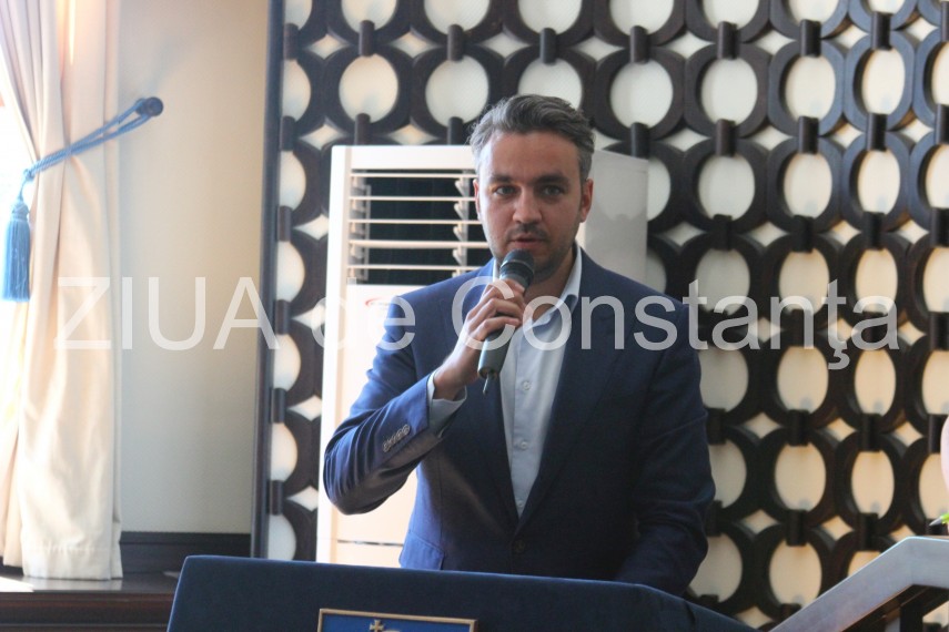 100 oameni noi pentru voi cu ce garnitura participa pnl constanta la alegerile parlamentare galerie foto 100 oameni noi pentru voi cu ce garnitura participa pnl constanta la alegerile parlamentare galerie foto