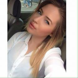 O tânără din Constanţa, studentă la Medicină, are nevoie de ajutorul nostru pentru a putea salva vieţi la rândul ei