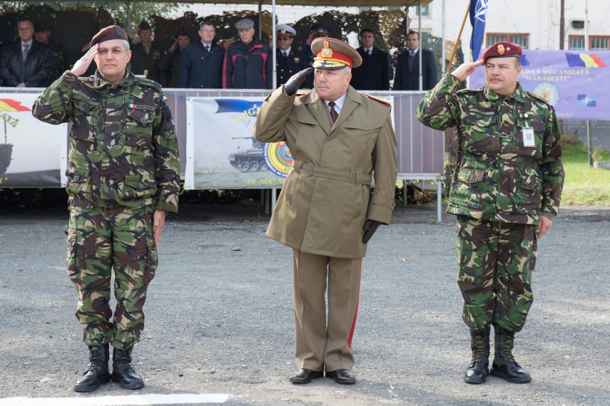un nou comandant la brigada 9 mecanizata marasesti galerie foto 612618 un nou comandant la brigada 9 mecanizata marasesti galerie foto 612618