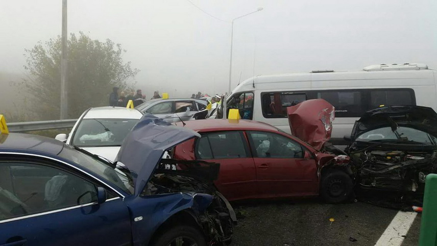 carnaj spre constanta urmarile celui mai grav accident din istoria autostrazilor din romania patru morti carnaj spre constanta urmarile celui mai grav accident din istoria autostrazilor din romania patru morti