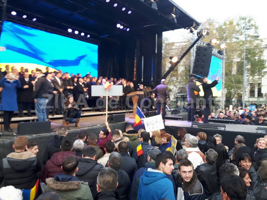 liberalii si au lansat candidatii la parlamentare in cadrul mitingului de sustinere a lui dacian ciolos liberalii si au lansat candidatii la parlamentare in cadrul mitingului de sustinere a lui dacian ciolos