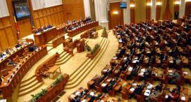 Terenuri, case și mașini. Candidații la Senat din partea UDMR și PER și averile pe care le-au acumulat (documente)