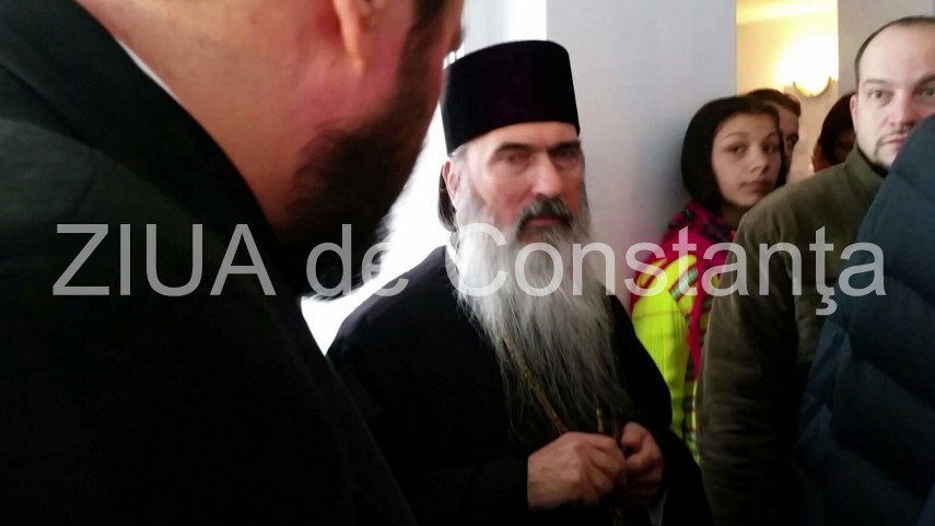 teodosie este asteptat la sediul ipj de un sobor de preoti 614106 teodosie este asteptat la sediul ipj de un sobor de preoti 614106