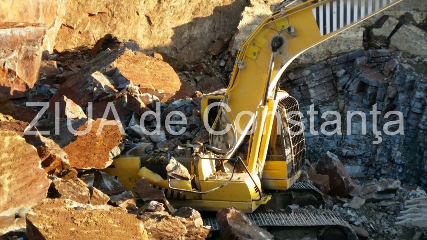 o persoana incarcerata la iesire din palazu mic 614279