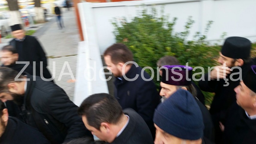 ips teodosie asteptat la sediul ipj constanta de preoti galerie foto 614906 ips teodosie asteptat la sediul ipj constanta de preoti galerie foto 614906