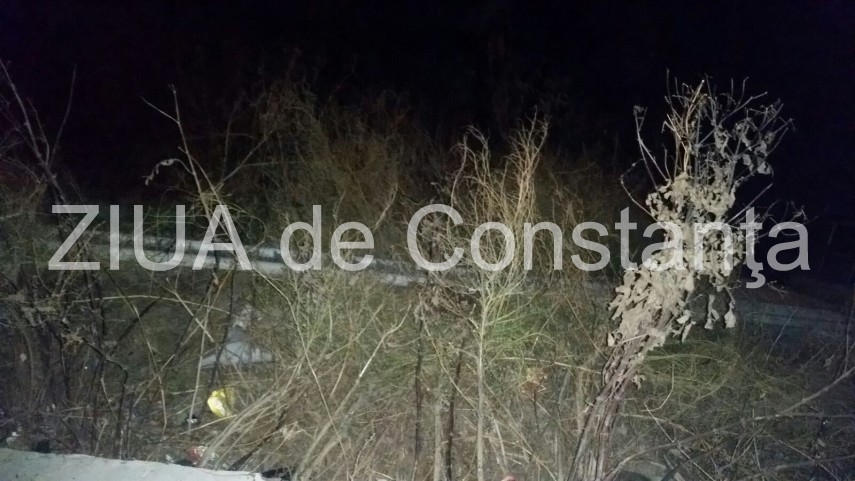 accident rutier pe podul ipmc un sofer la un pas sa sara in gol cu masina 615130 accident rutier pe podul ipmc un sofer la un pas sa sara in gol cu masina 615130