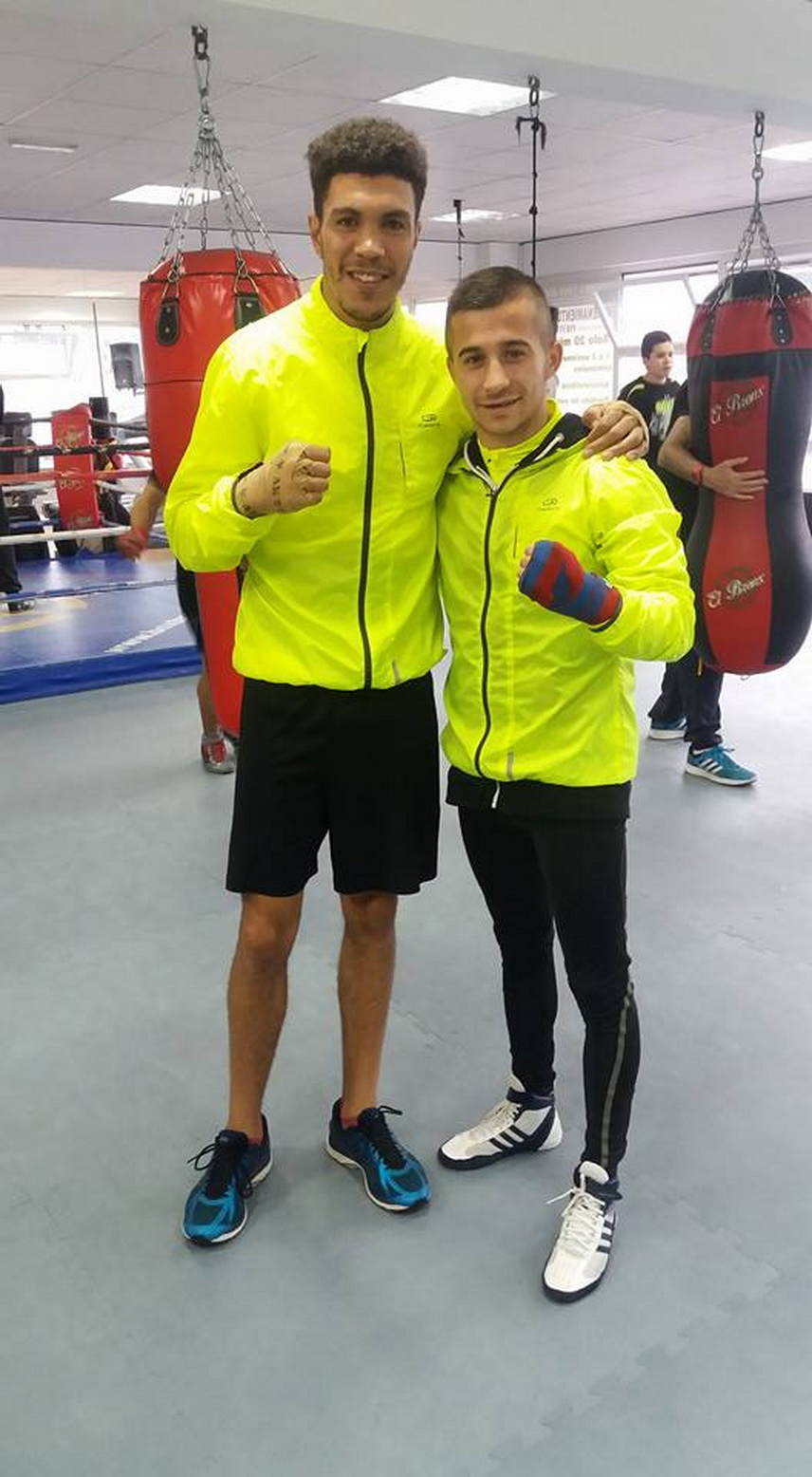 boxerul ionut baluta boxeaza in spania cu franklin varela el capo sunt foarte motivat voi face spectacol boxerul ionut baluta boxeaza in spania cu franklin varela el capo sunt foarte motivat voi face spectacol