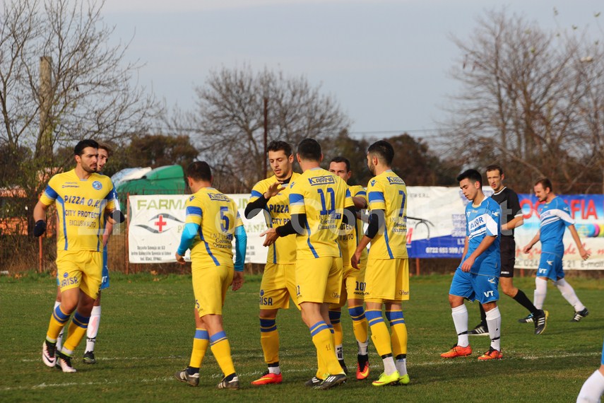 echipa fanilor a invins la scor si sparta techirghiol ssc farul s a distantat la noua puncte in fruntea echipa fanilor a invins la scor si sparta techirghiol ssc farul s a distantat la noua puncte in fruntea