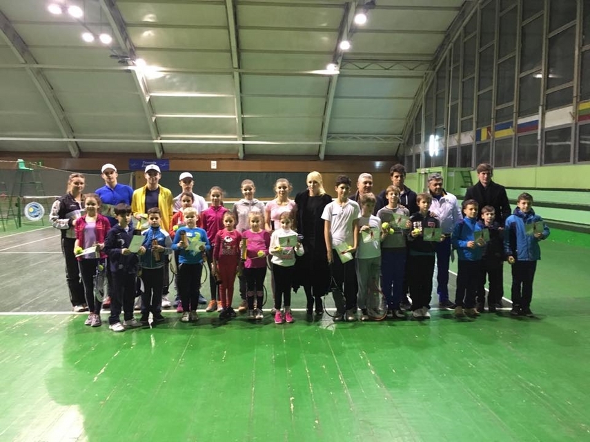 simona halep invitata in republica moldova tatal campioanei s a intalnit cu oficiali ai federatiei de simona halep invitata in republica moldova tatal campioanei s a intalnit cu oficiali ai federatiei de