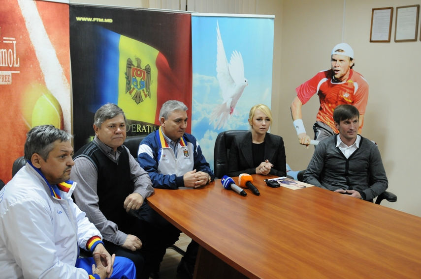 simona halep invitata in republica moldova tatal campioanei s a intalnit cu oficiali ai federatiei de simona halep invitata in republica moldova tatal campioanei s a intalnit cu oficiali ai federatiei de