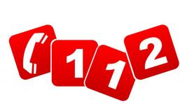 Între Olteni și Viroaga, o autoutilitară în care se află şase persoane s-a defectat!  