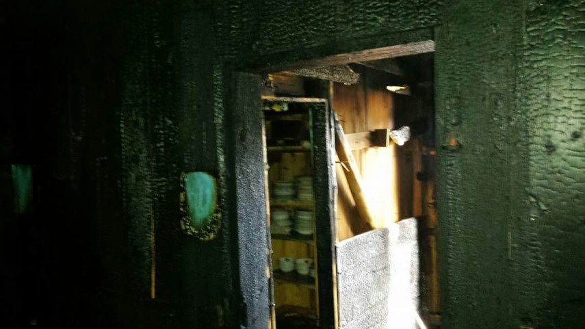 cum arata biserica rupestra din alunis devastata de incendiu galerie foto 616722 cum arata biserica rupestra din alunis devastata de incendiu galerie foto 616722