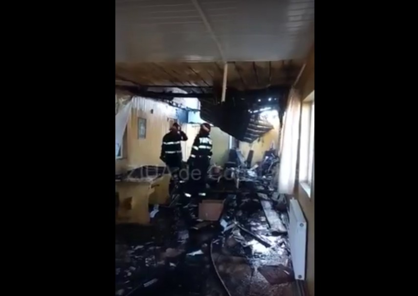 ce pagube a lasat in urma incendiul de la manastirea stejaru din judetul constanta galerie foto video ce pagube a lasat in urma incendiul de la manastirea stejaru din judetul constanta galerie foto video