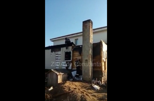 ce pagube a lasat in urma incendiul de la manastirea stejaru din judetul constanta galerie foto video ce pagube a lasat in urma incendiul de la manastirea stejaru din judetul constanta galerie foto video