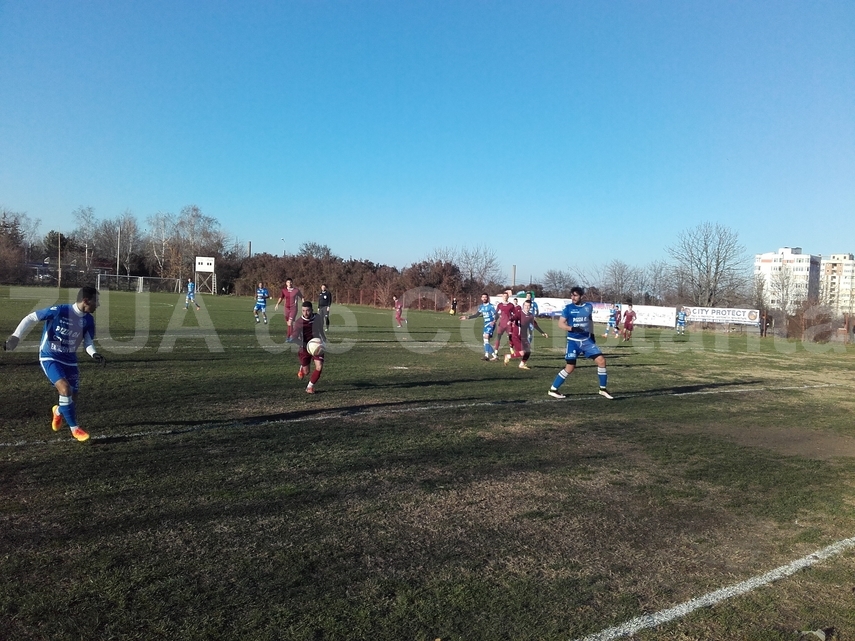 daniel draghici si ion barbu un portar si un fundas au jucat atacanti in meciul ssc farul cfr constanta daniel draghici si ion barbu un portar si un fundas au jucat atacanti in meciul ssc farul cfr constanta