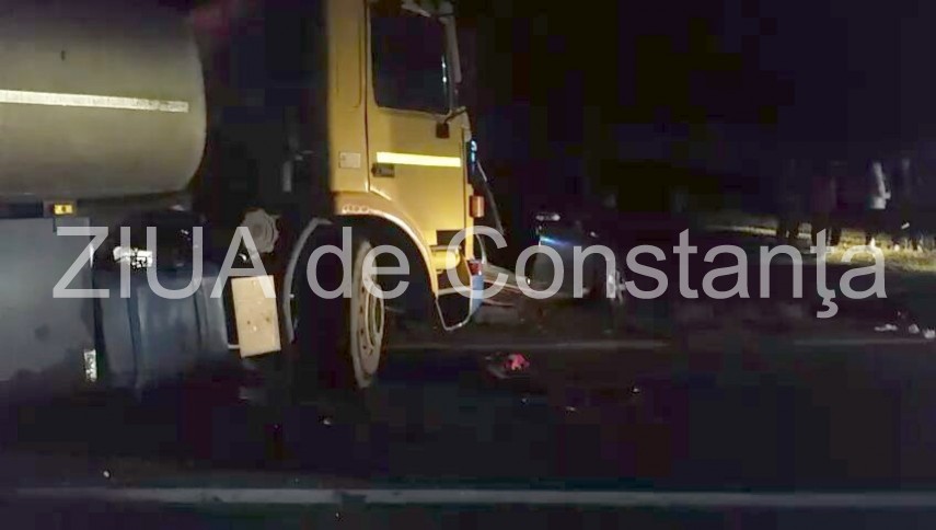 accidentul violent de la intrare in deleni judetul constanta in imagini fotoreportaj 616919 accidentul violent de la intrare in deleni judetul constanta in imagini fotoreportaj 616919