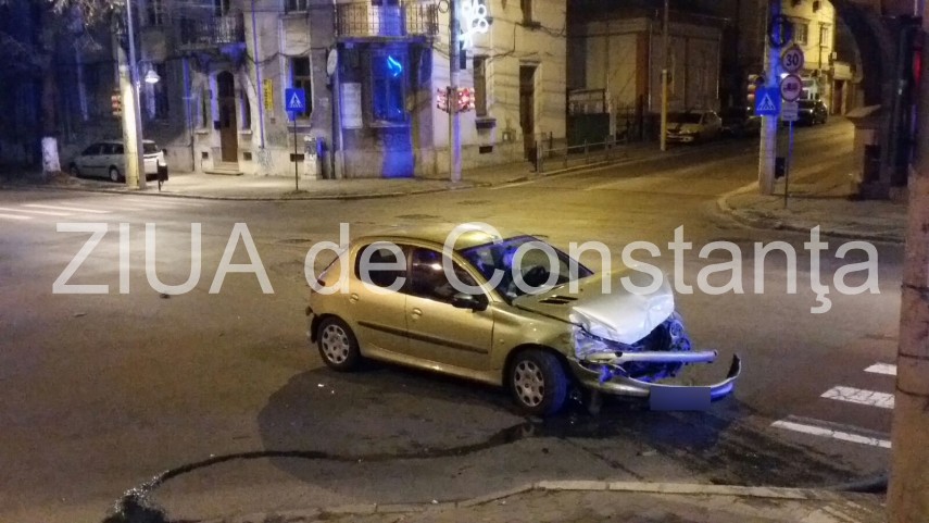 constanta accident rutier grav la fantasio o masina rasturnata in intersectie o victima 617002 constanta accident rutier grav la fantasio o masina rasturnata in intersectie o victima 617002