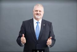 Scrisoarea lui Dorel Constantin Onaca pentru constănţeni „Atât eu, cât şi preşedintele Traian Băsescu ne dorim ca judeţul nostru de suflet să fie cu adevărat reprezentat în Parlamentul României!” 