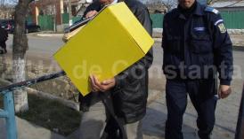 Urna mobilă va ajunge la penitenciar şi la spital 700 de deţinuţi şi 232 de pacienţi votează duminică!