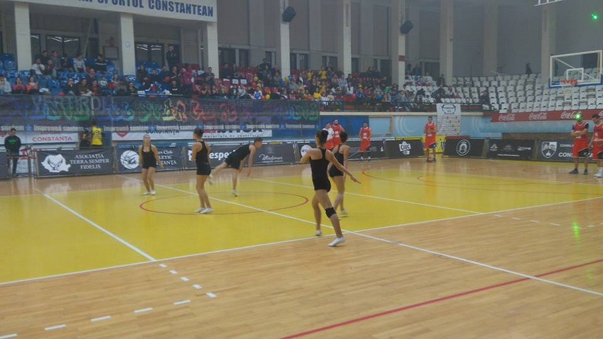 richard mccalop atmosfera incredibila delfinii si pescarusii au facut show la constanta in all star game