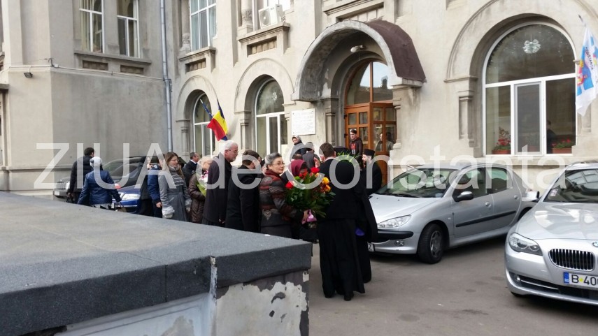 exclusiv fanfara fortelor navale ii canta lui ips teodosie cu prilejul aniversarii sale galerie foto exclusiv fanfara fortelor navale ii canta lui ips teodosie cu prilejul aniversarii sale galerie foto