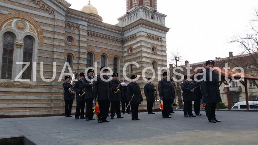 exclusiv fanfara fortelor navale ii canta lui ips teodosie cu prilejul aniversarii sale galerie foto exclusiv fanfara fortelor navale ii canta lui ips teodosie cu prilejul aniversarii sale galerie foto