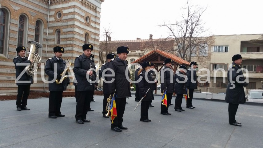 exclusiv fanfara fortelor navale ii canta lui ips teodosie cu prilejul aniversarii sale galerie foto exclusiv fanfara fortelor navale ii canta lui ips teodosie cu prilejul aniversarii sale galerie foto