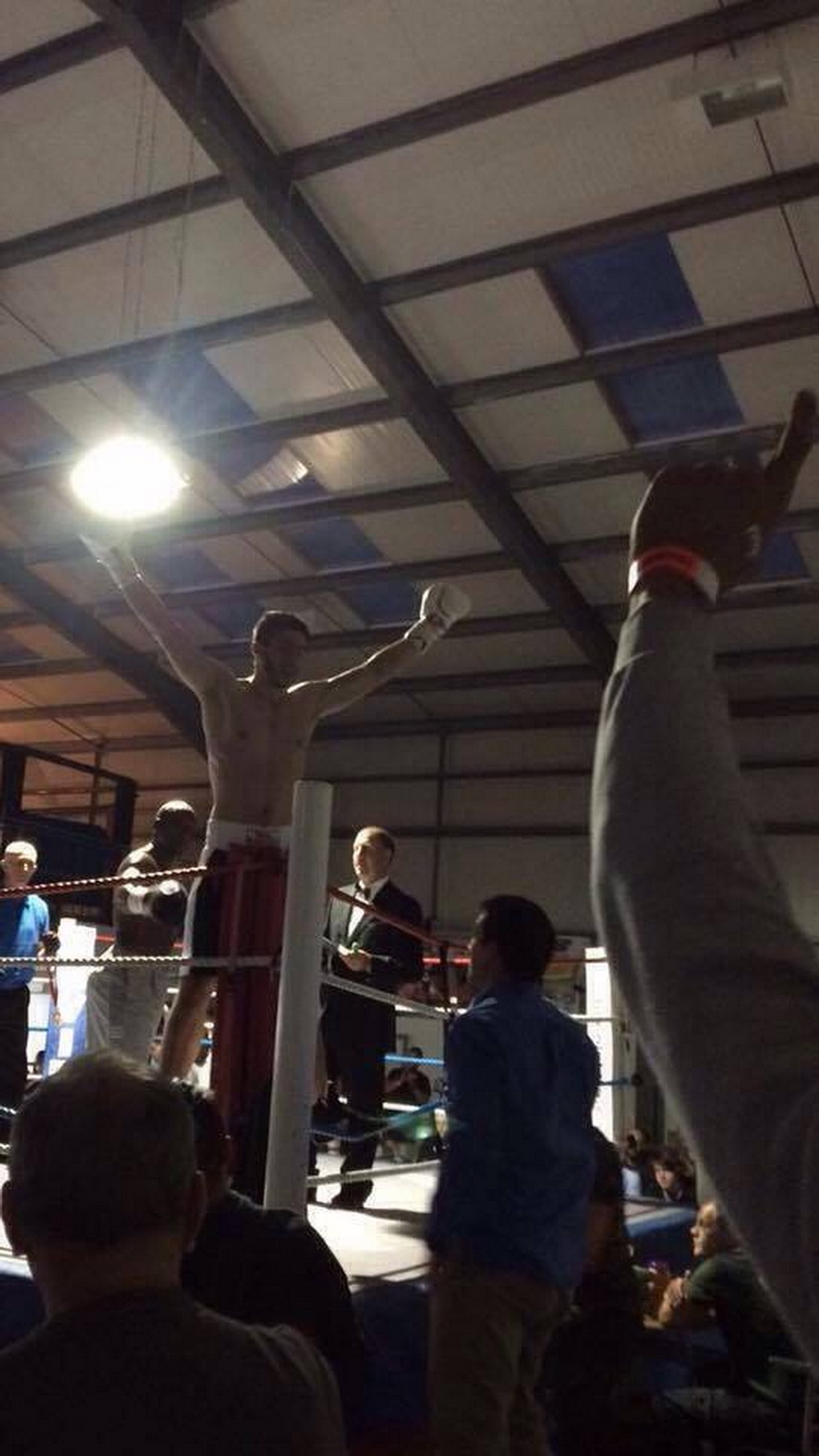 se afla de sapte luni la lincoln doru zelea din ovidiu are patru meciuri de box castigate in anglia galerie se afla de sapte luni la lincoln doru zelea din ovidiu are patru meciuri de box castigate in anglia galerie