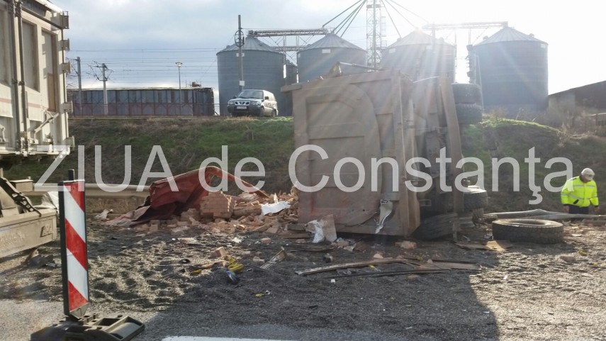 fotoreportaj tragedie rutiera pe autostrada soarelui imagini cu un puternic impact emotional 618081 fotoreportaj tragedie rutiera pe autostrada soarelui imagini cu un puternic impact emotional 618081